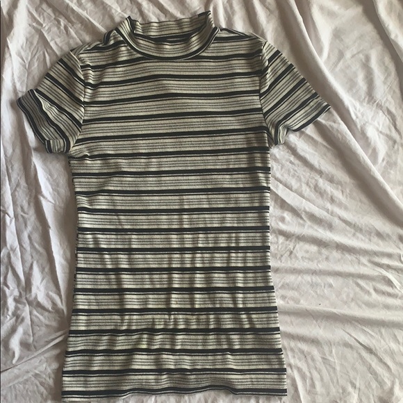 Top - Picture 1 of 1